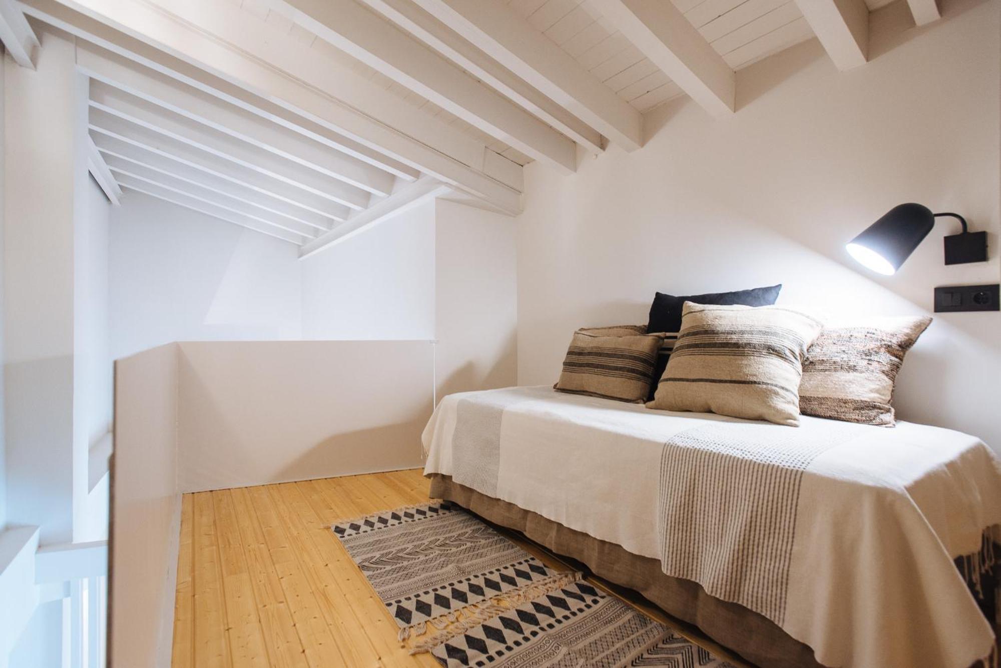 R26 Suites Sevilla Oda fotoğraf
